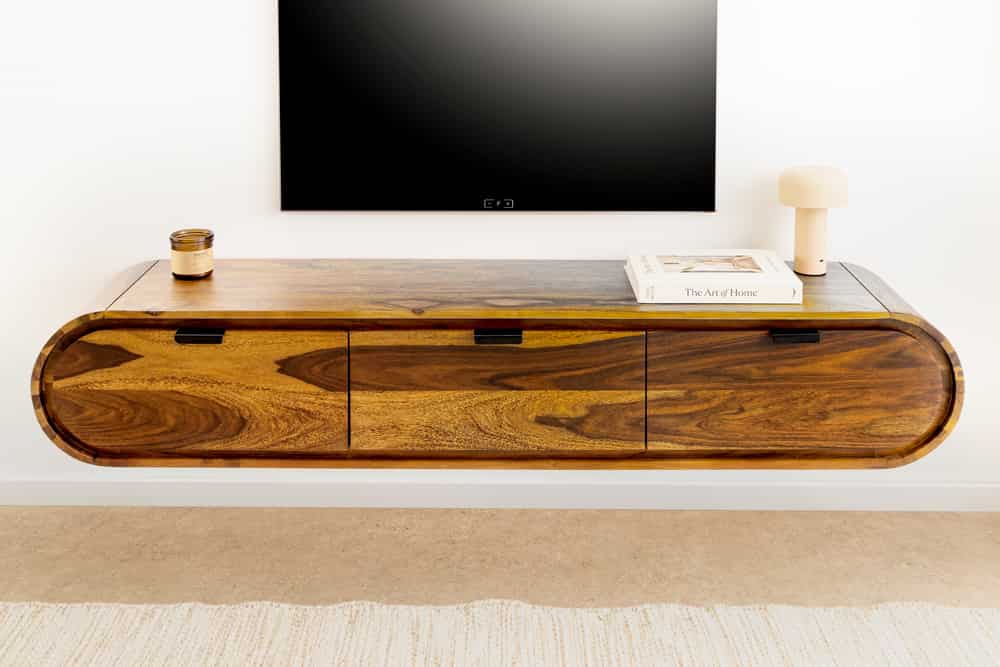 Hängendes TV-Board ORGANIC 160cm braun stone finish Sheeshamholz massiv mit Schubladen