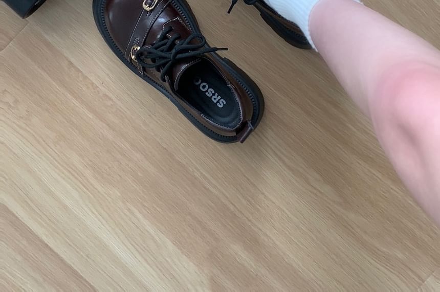DURAC - Veterschoenen met plateauzool van imitatieleer