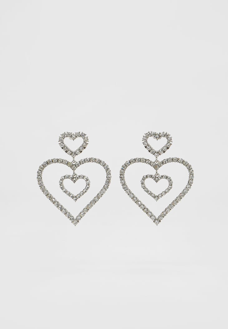 Brincos de coração com strass