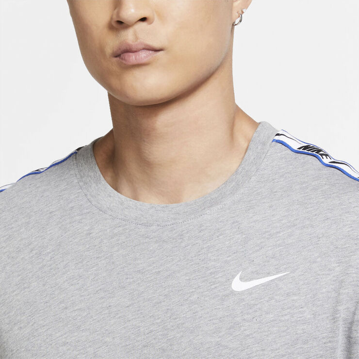 Nike M Nsw Repeat Tee Ss Grå