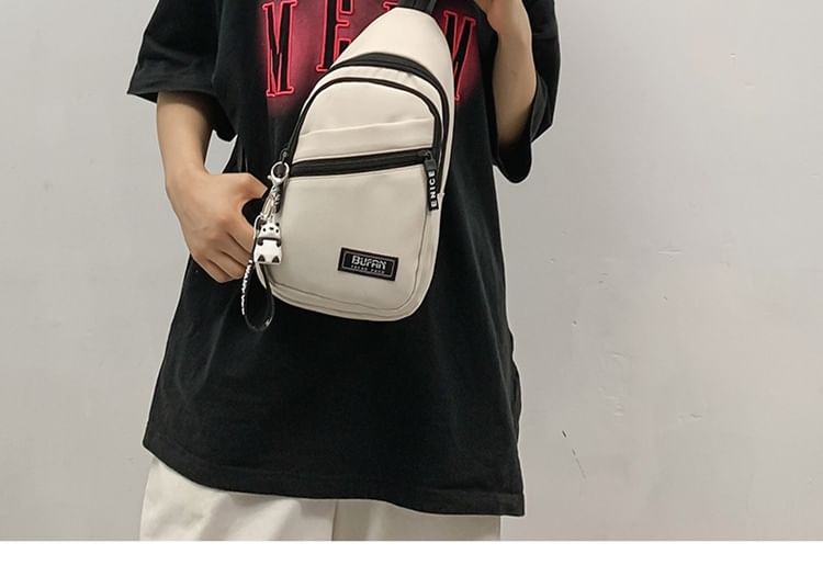 Hikuozy - Belettering Sling Bag