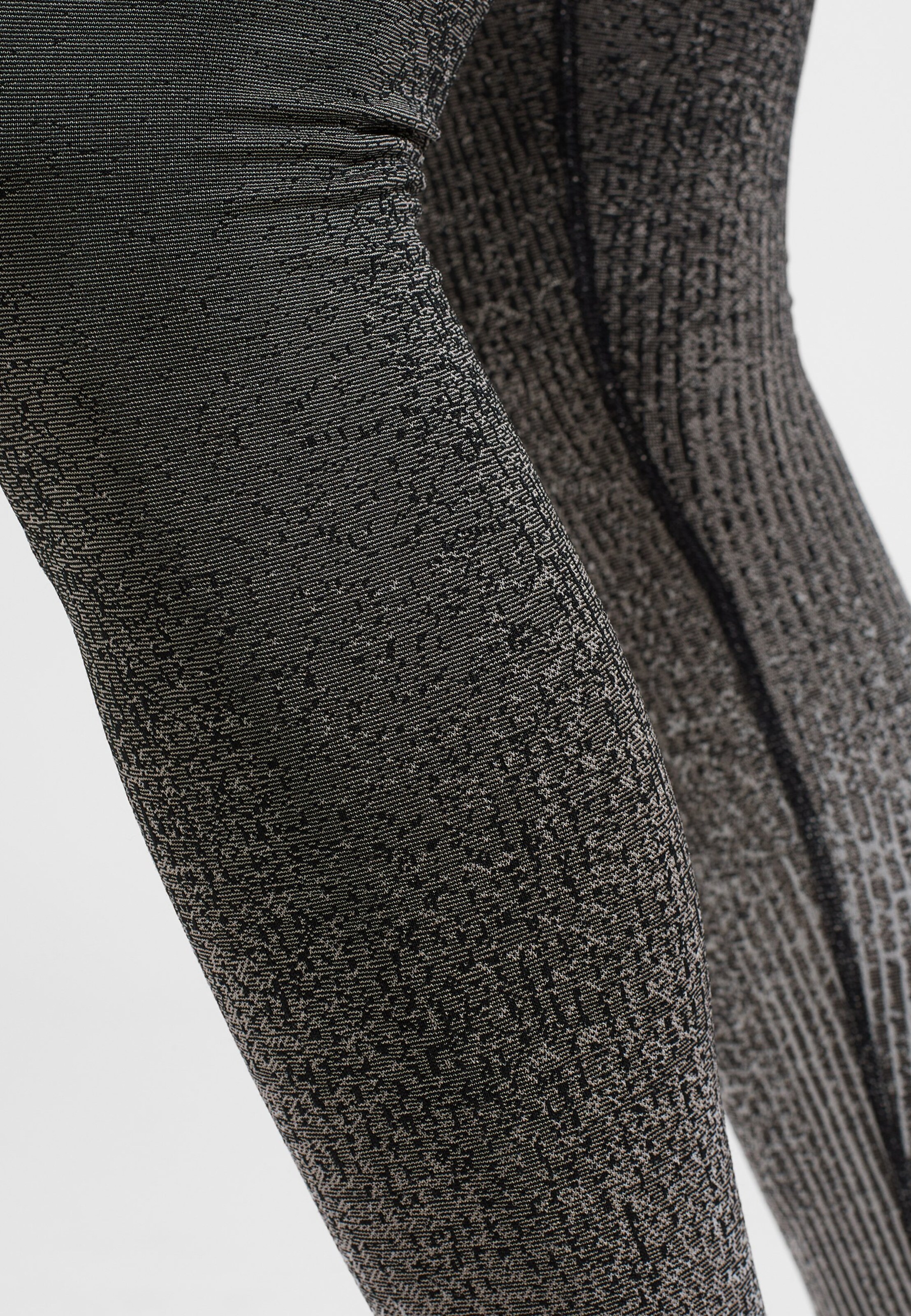 Blackcomb Base Layer Tights in black