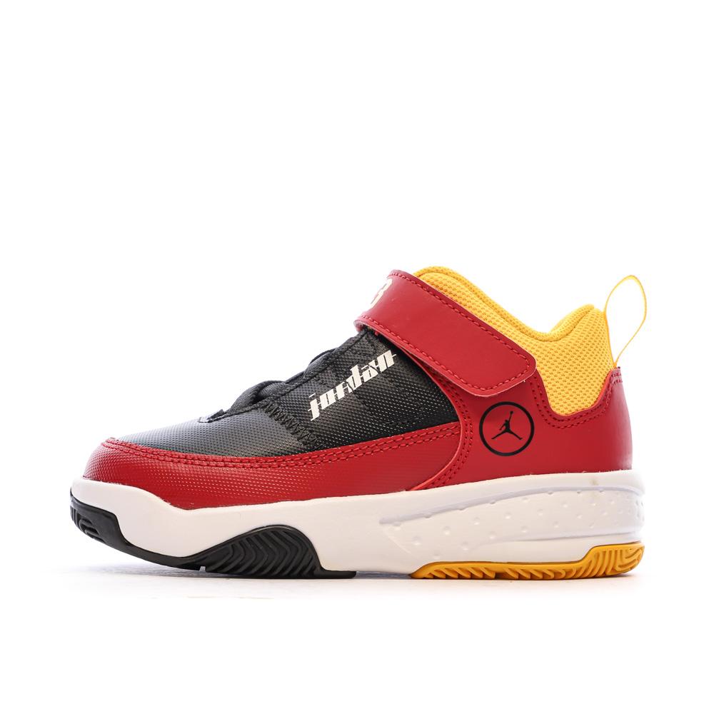 Nike Baskets Noir/Rouge Garçon Nike Jordan Max Aura 3