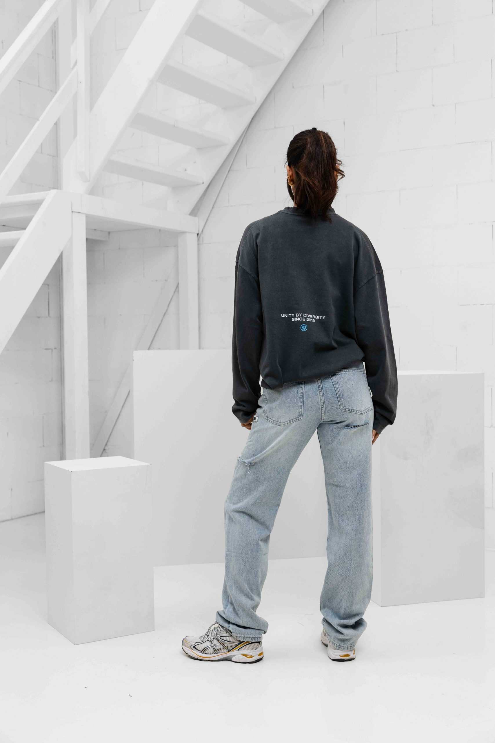 Equalité Elan Oversized Longsleeve Dames Donkergrijs