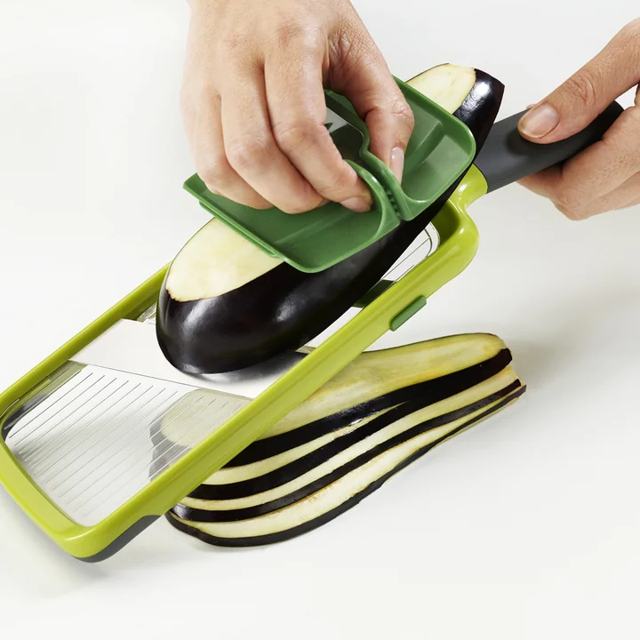 Joseph Joseph - Multi-Grip Hobel, grün