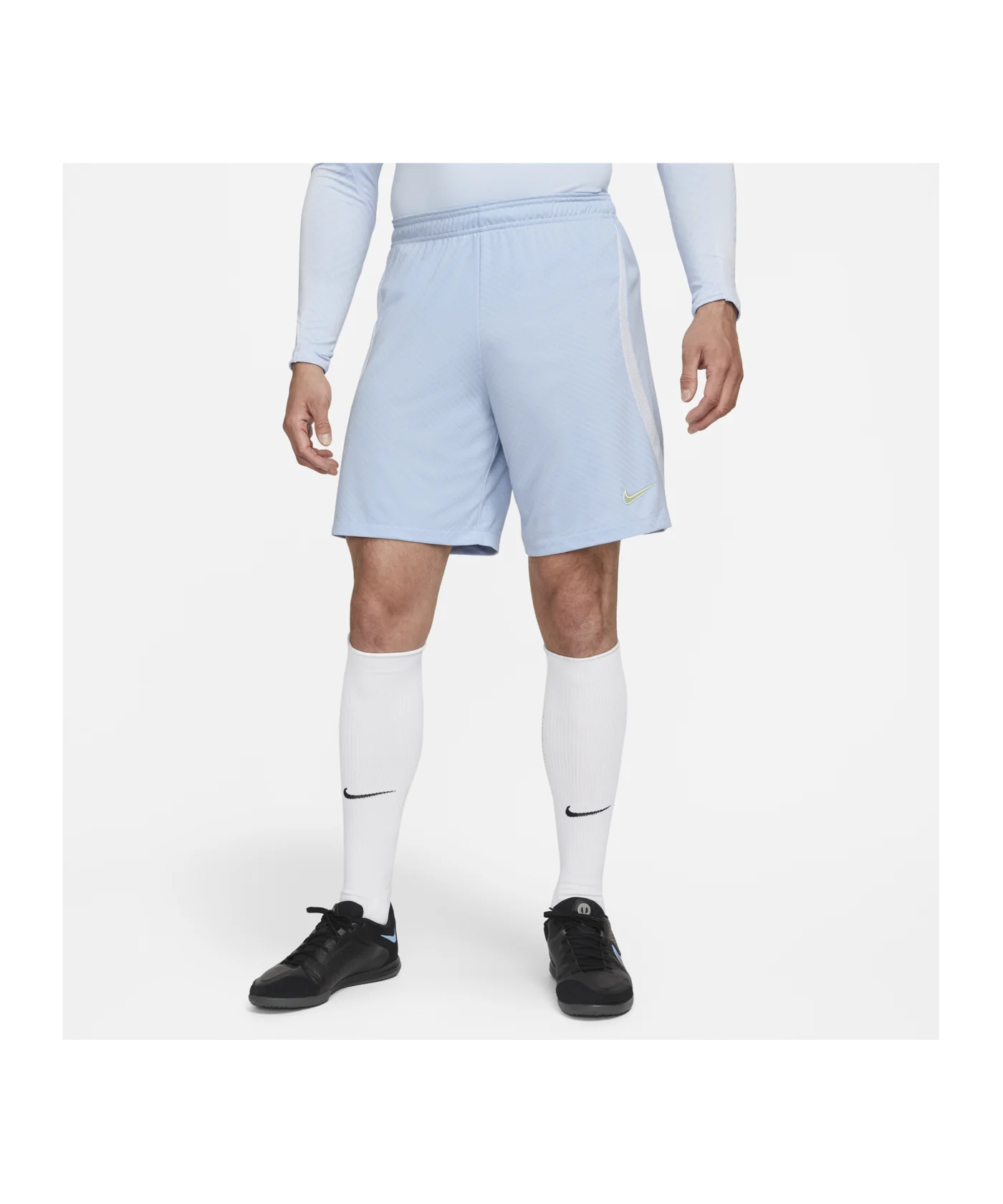 Nike Strike 22 Short Blau F548