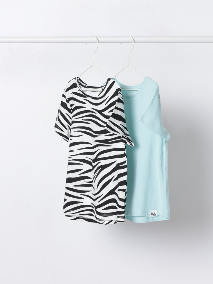 Conjunto com 2 camisetas combinando - Verde Pastel