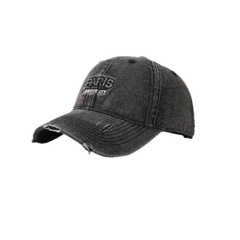 Oktokki - Letter geborduurde pet met distressed patroon