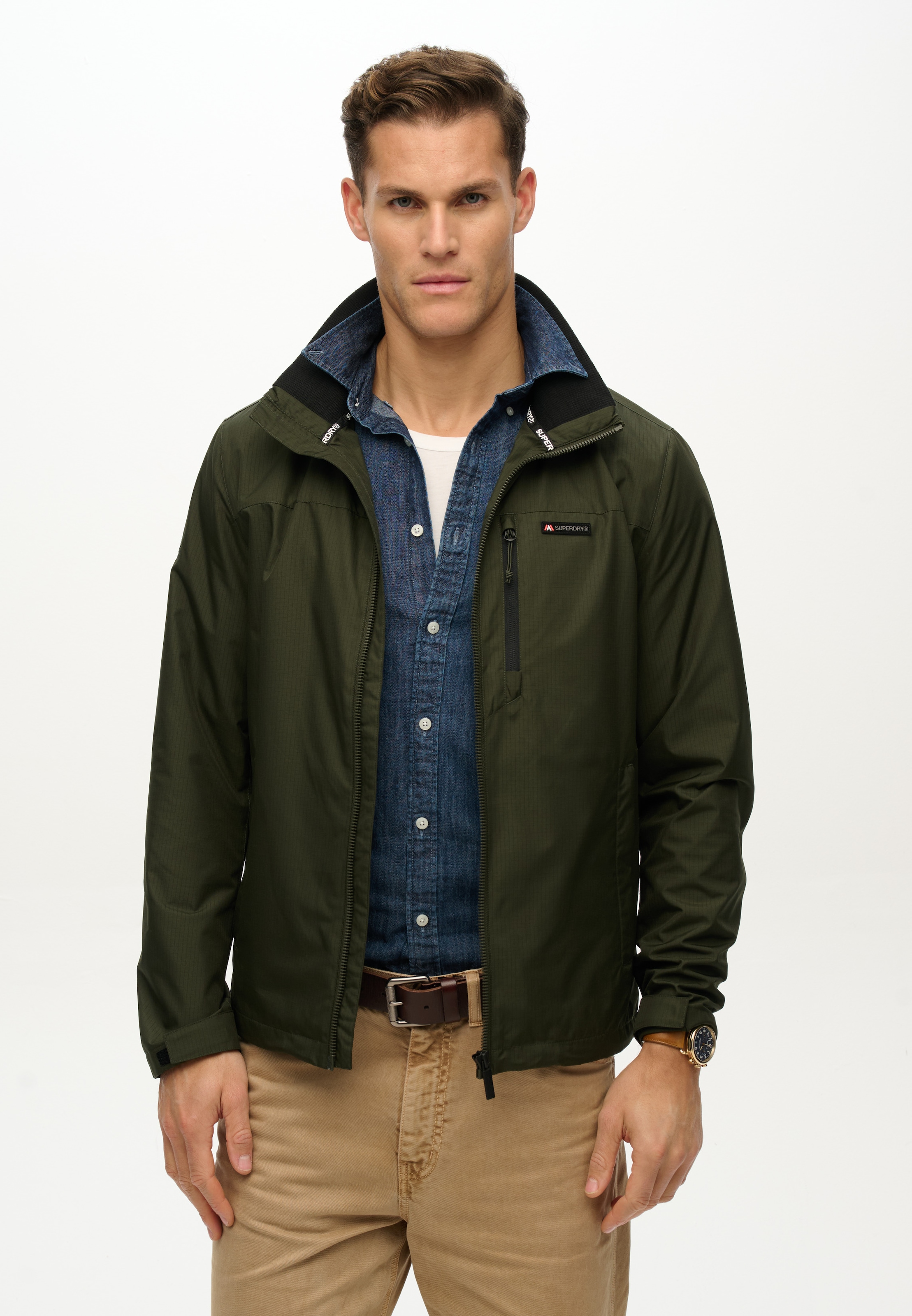 Superdry Outdoorjacke »NON HOOD LOGO WINDBREAKER« ohne Kapuze