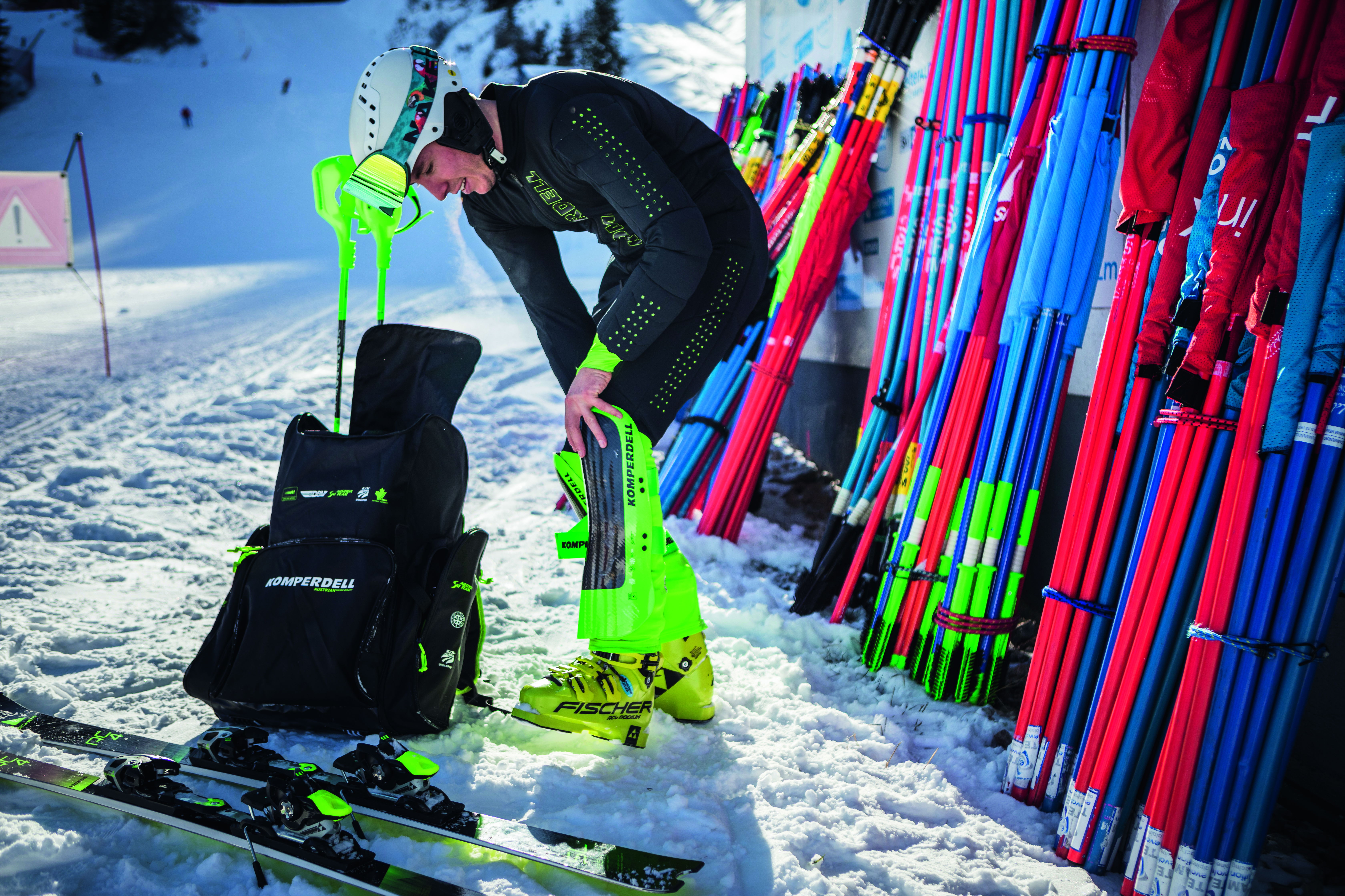 Komperdell Carbon Shinguard WC