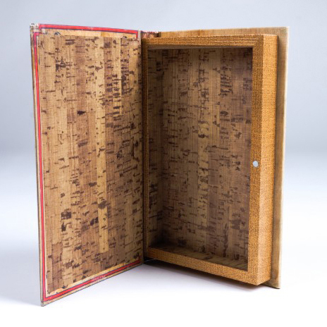 Buchhülle 'Serge Panine', T 3 cm, B 14 cm, H 21 cm von fischer's lagerhaus