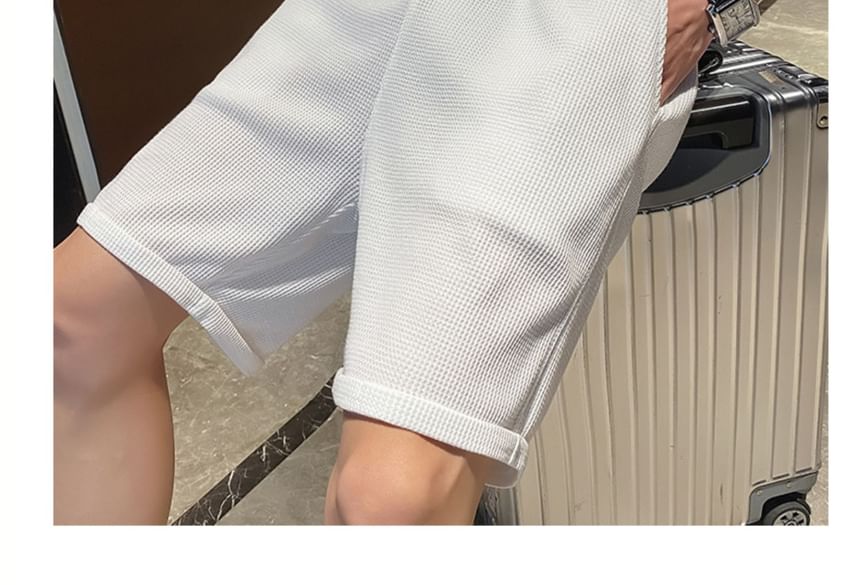Sinlarity - Mid Rise Plain Shorts