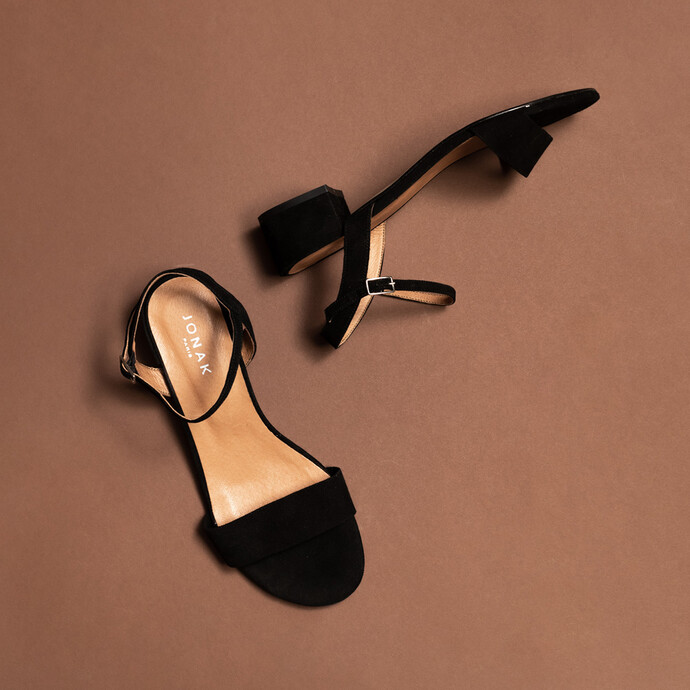 Sandales à talons carrés  en velours noir