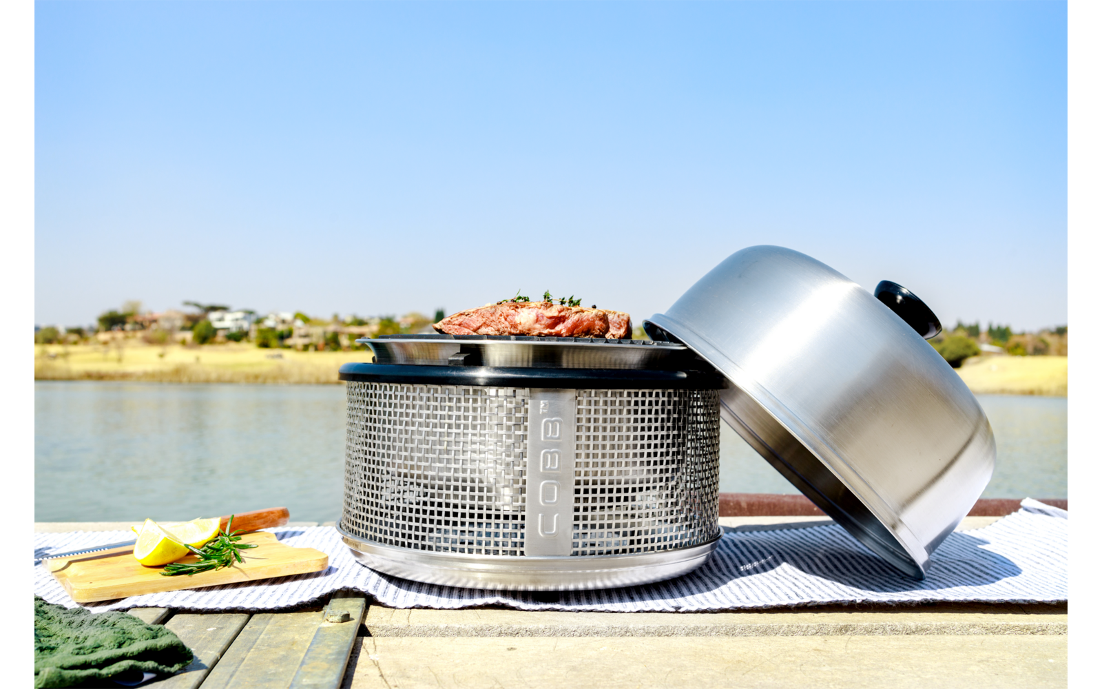 Cobb Air Deluxe Grill inkl. Griddle Grillplatte CO-418