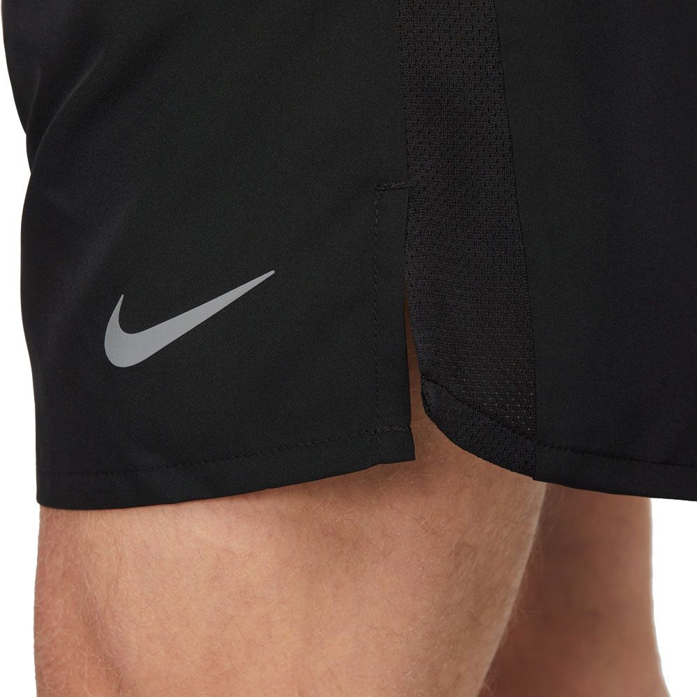 Nike Dri-Fit Challenger Shorts Herren schwarz