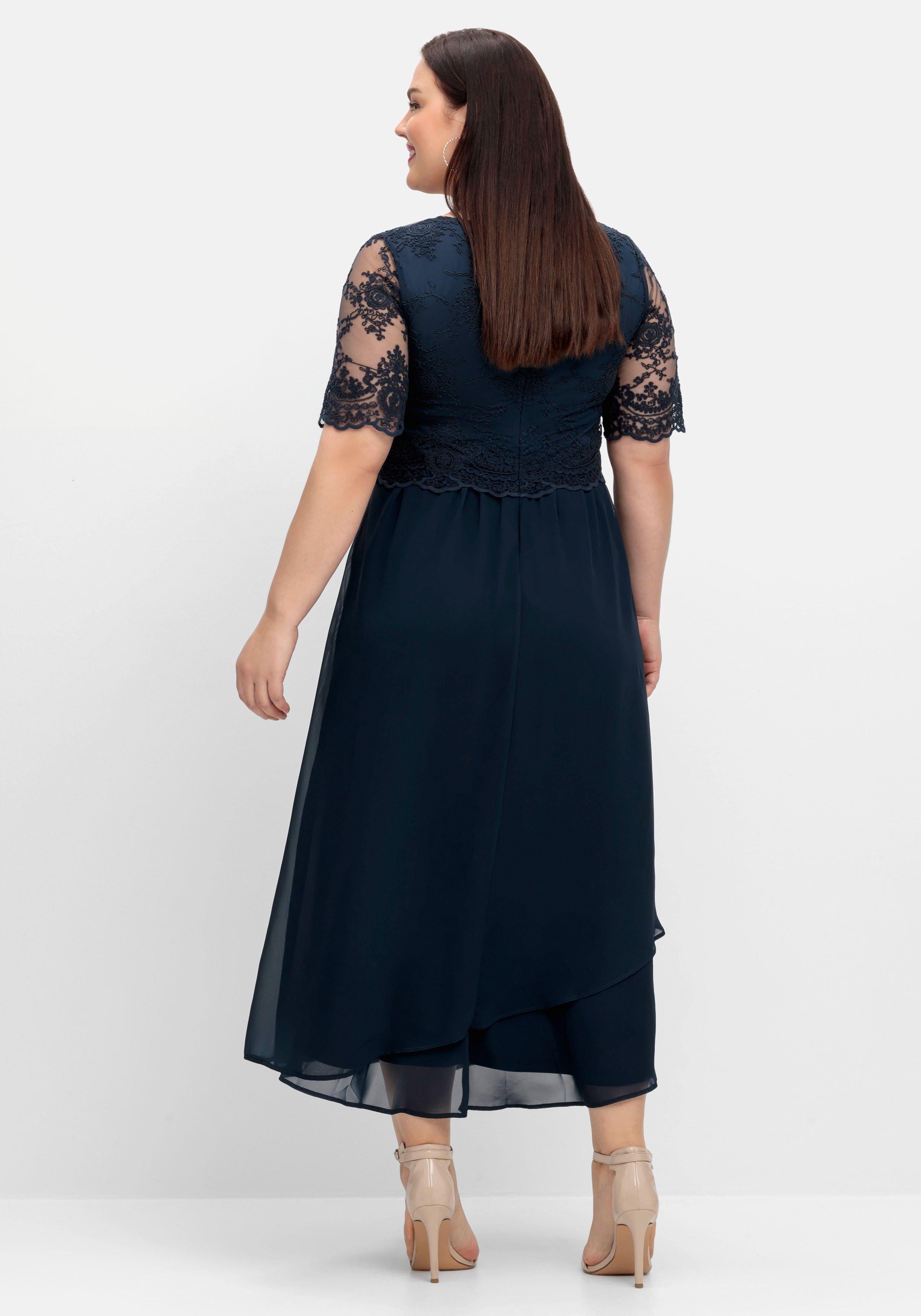 Abendkleid mit besticktem Mesh-Oberteil