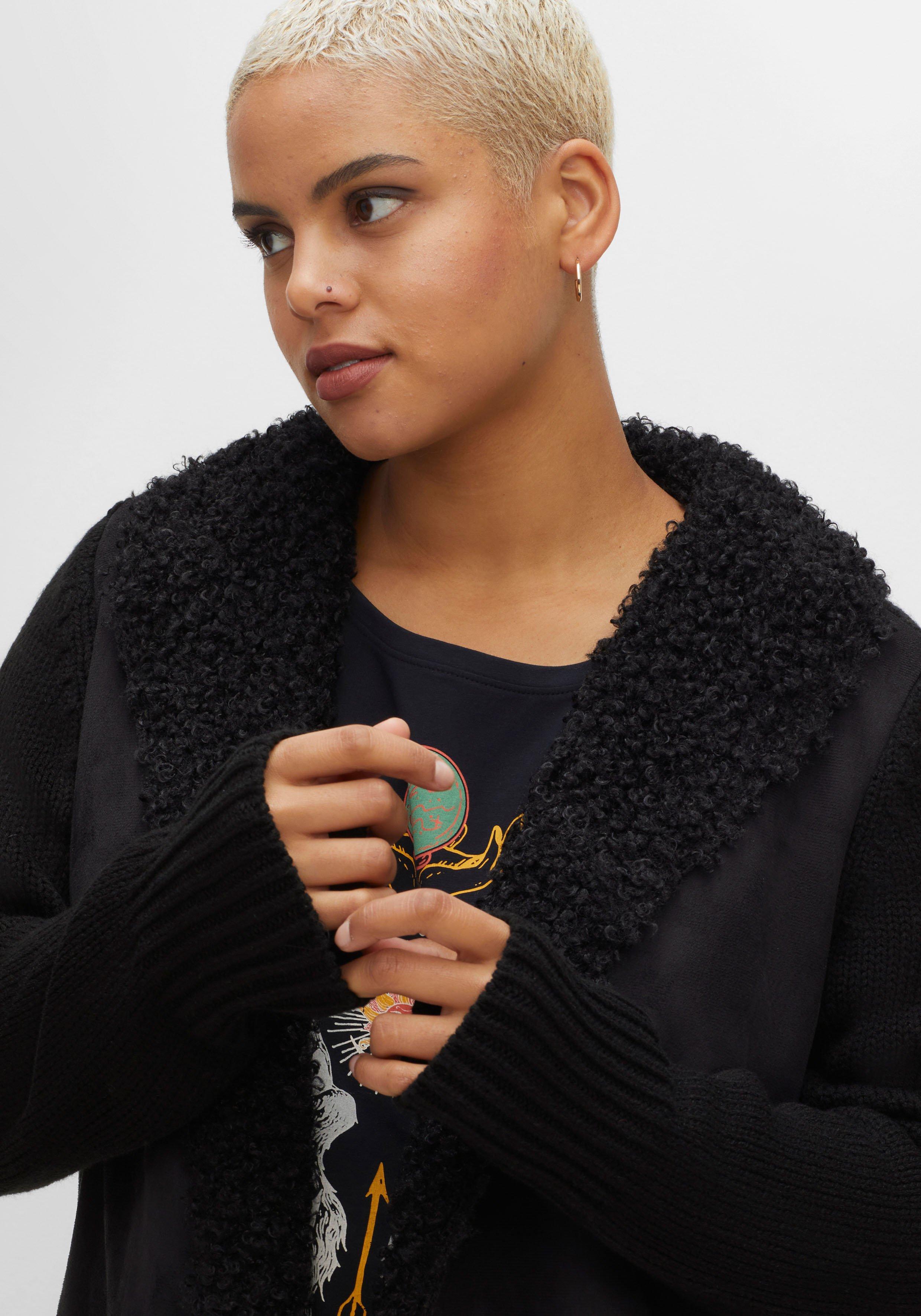 Longstrickjacke mit Kragen in Felloptik, verschlusslos