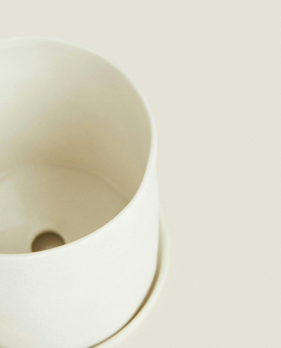 VASO DE FLORES RÚSTICO COM PRATO