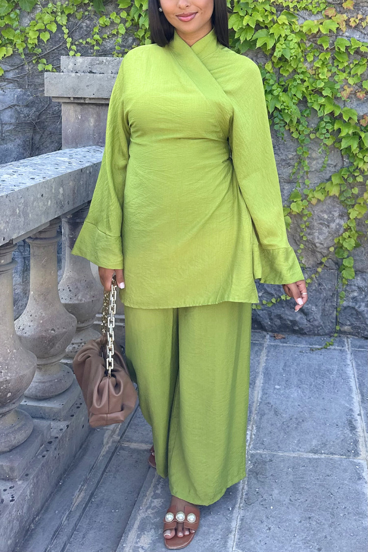 Ensemble 2 pièces blouse + pantalon vert à noué