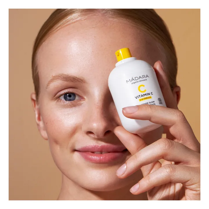 MÁDARA Concentré éclat intense à la Vitamine C - 30 ml