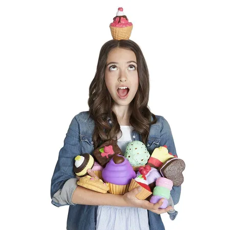 Boti Soft'n Slo Squishies Sweet Shop Cupcake Hazelnut Heart