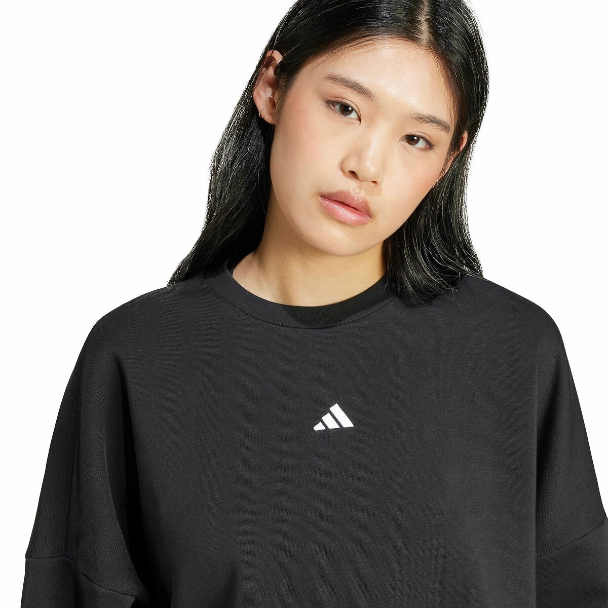 ADIDAS ROUPAS ESPORTIVAS<br>Moletom com logo pequeno Essenciais