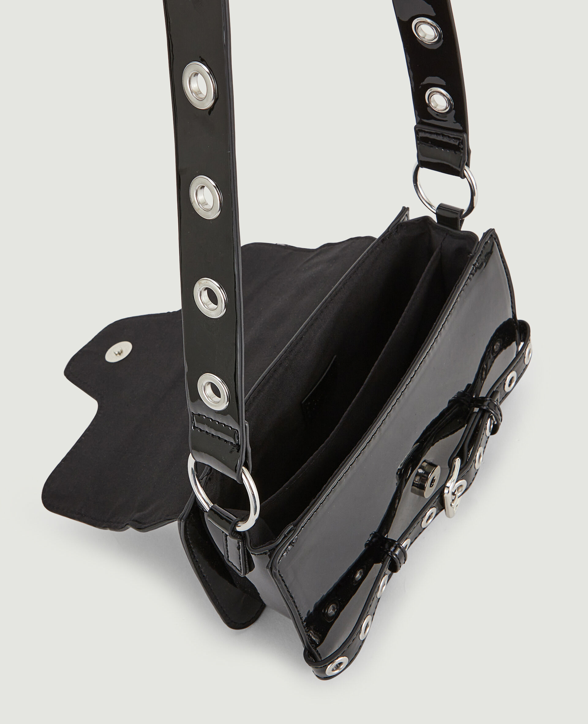 Sac verni avec oeillets métalliques - Noir