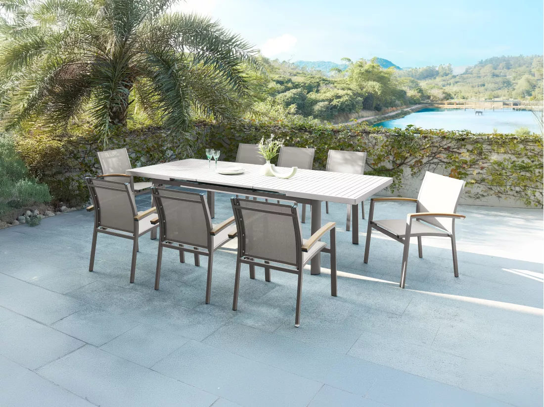 Table de jardin extensible en aluminium L.180/240cm - Taupe - NAURU de MYLIA