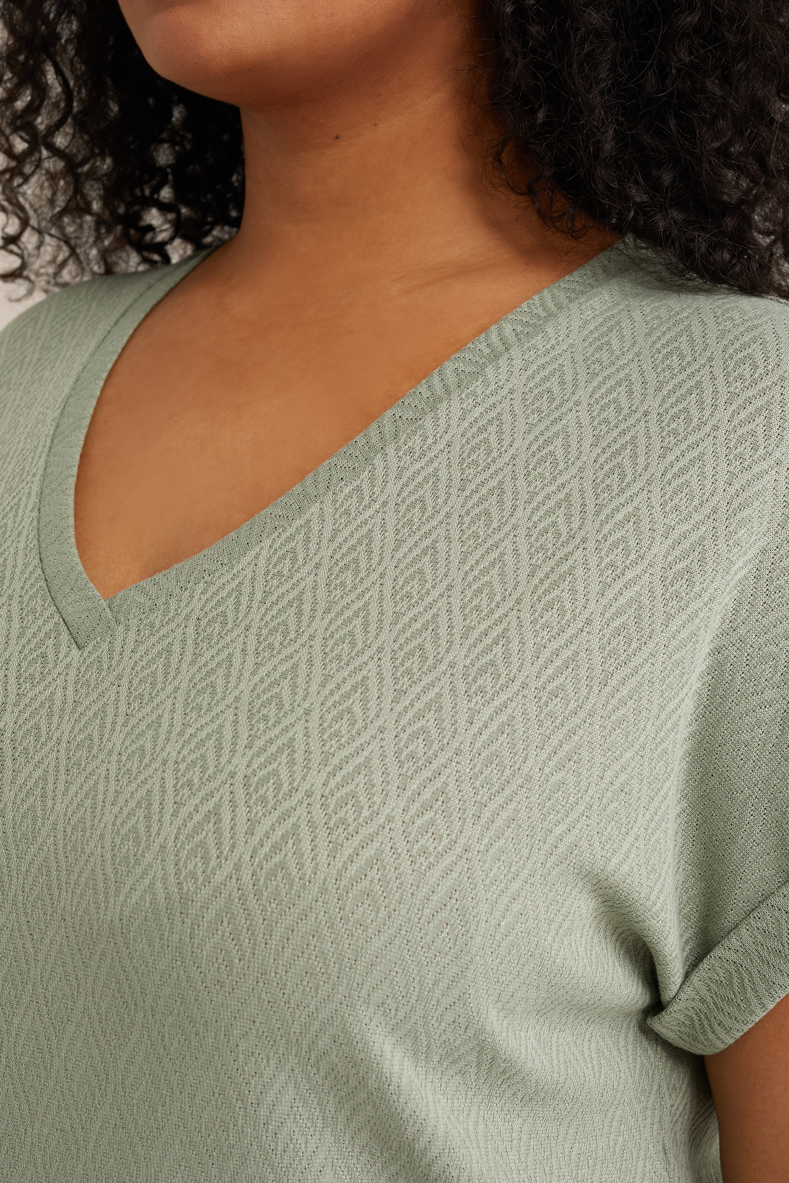 T-shirt met structuur - Curve WE Fashion Lichtgroen