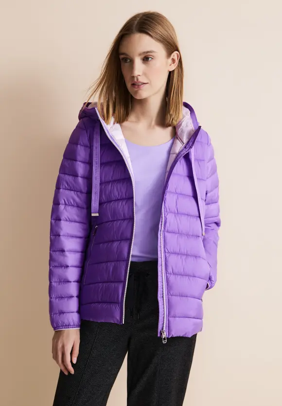 Kurze Steppjacke - shiny lilac