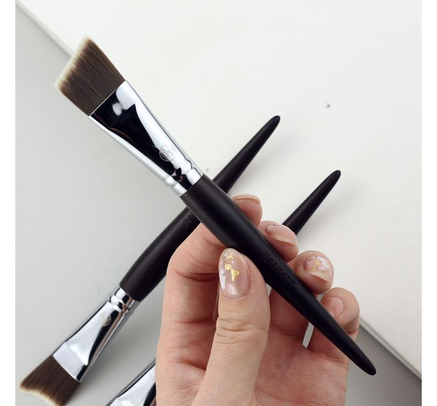 YOUWELL - Foundation Brush (verschillende designs)