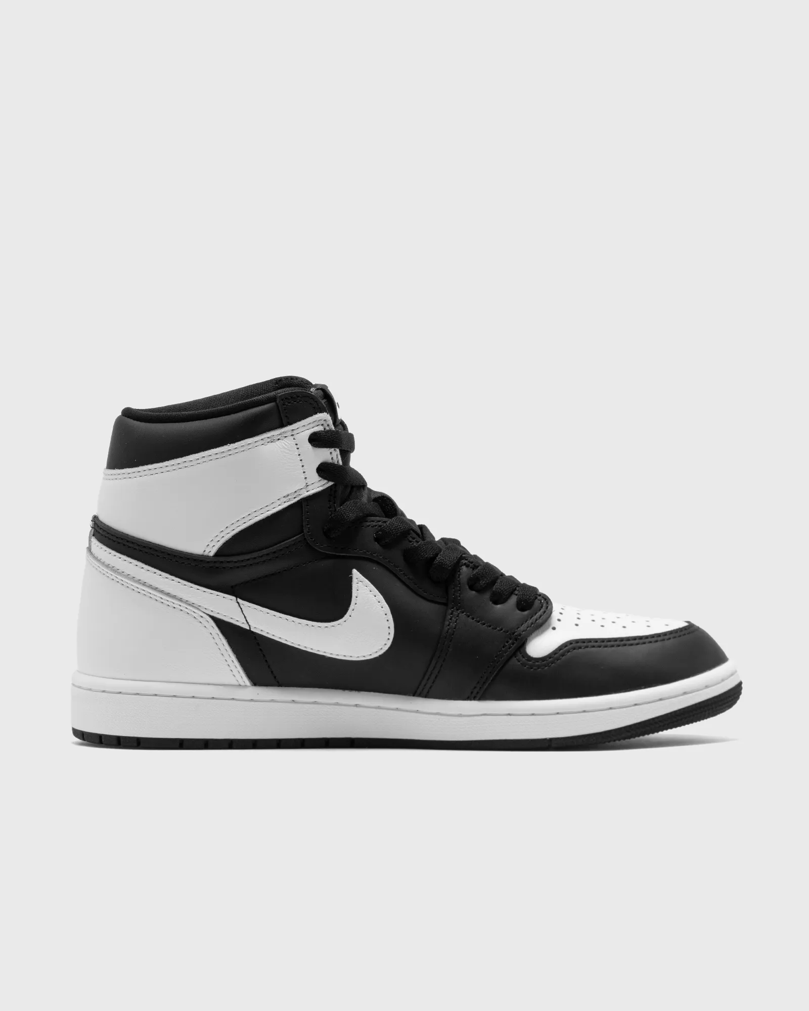 Jordan AIR JORDAN 1 RETRO HIGH OG 'BLACK/WHITE'