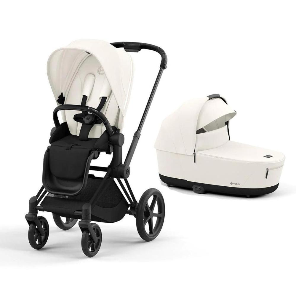 Carrinho de bebê Cybex Priam V4 na cor branca com estrutura preta fosca.