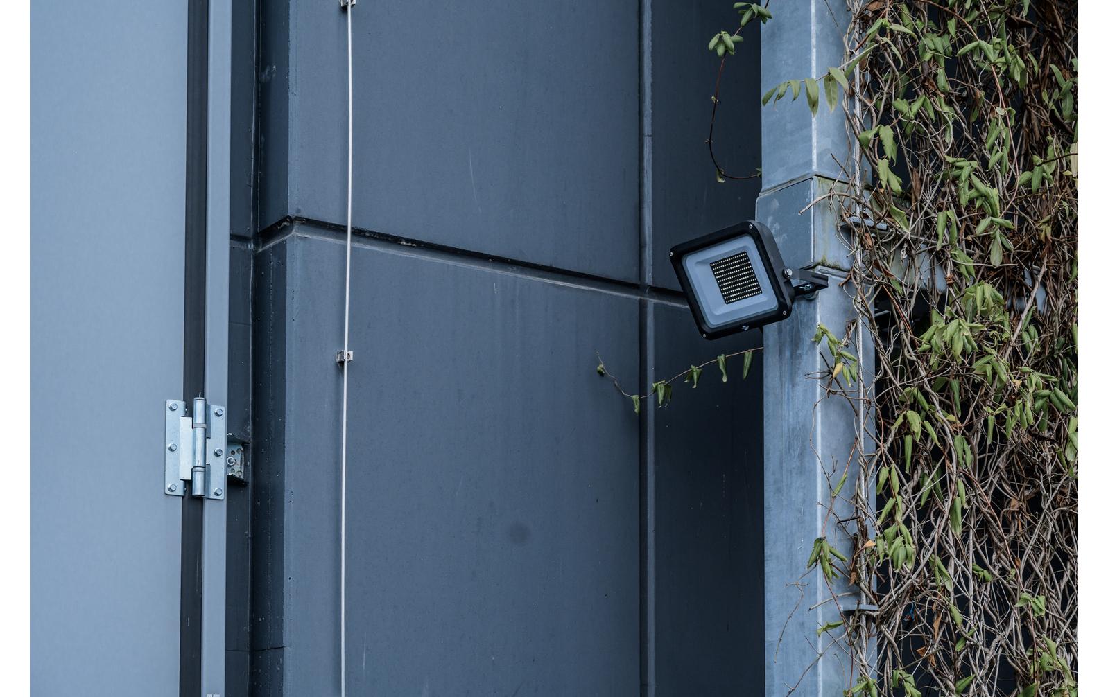 Scheinwerfer LED JARO 14060 100 W<br>LED-Aussenstrahler zur Wandmontage