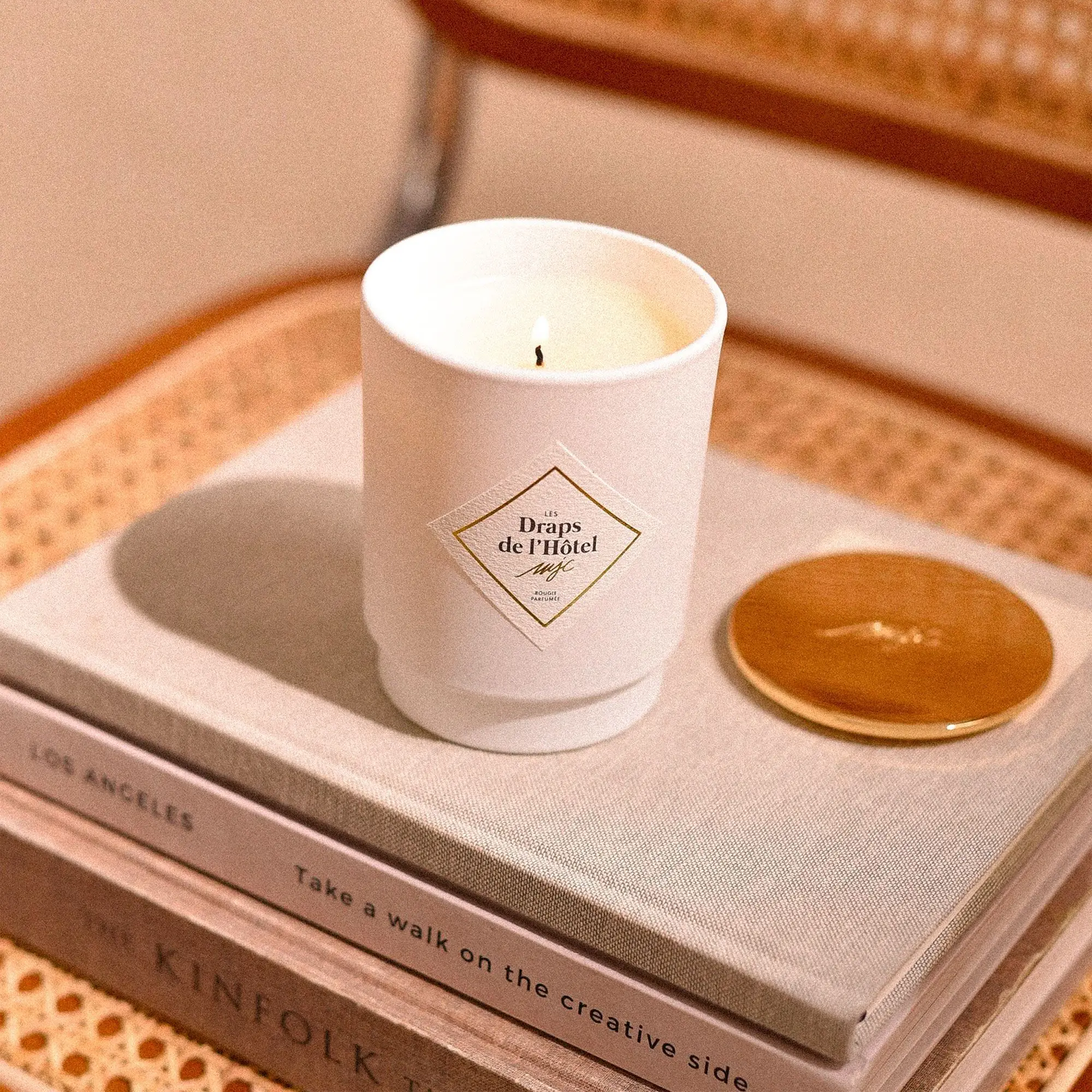 My Jolie Candle - LES DRAPS DE L'HOTEL Bougie Parfumée avec Bijou- Bougie