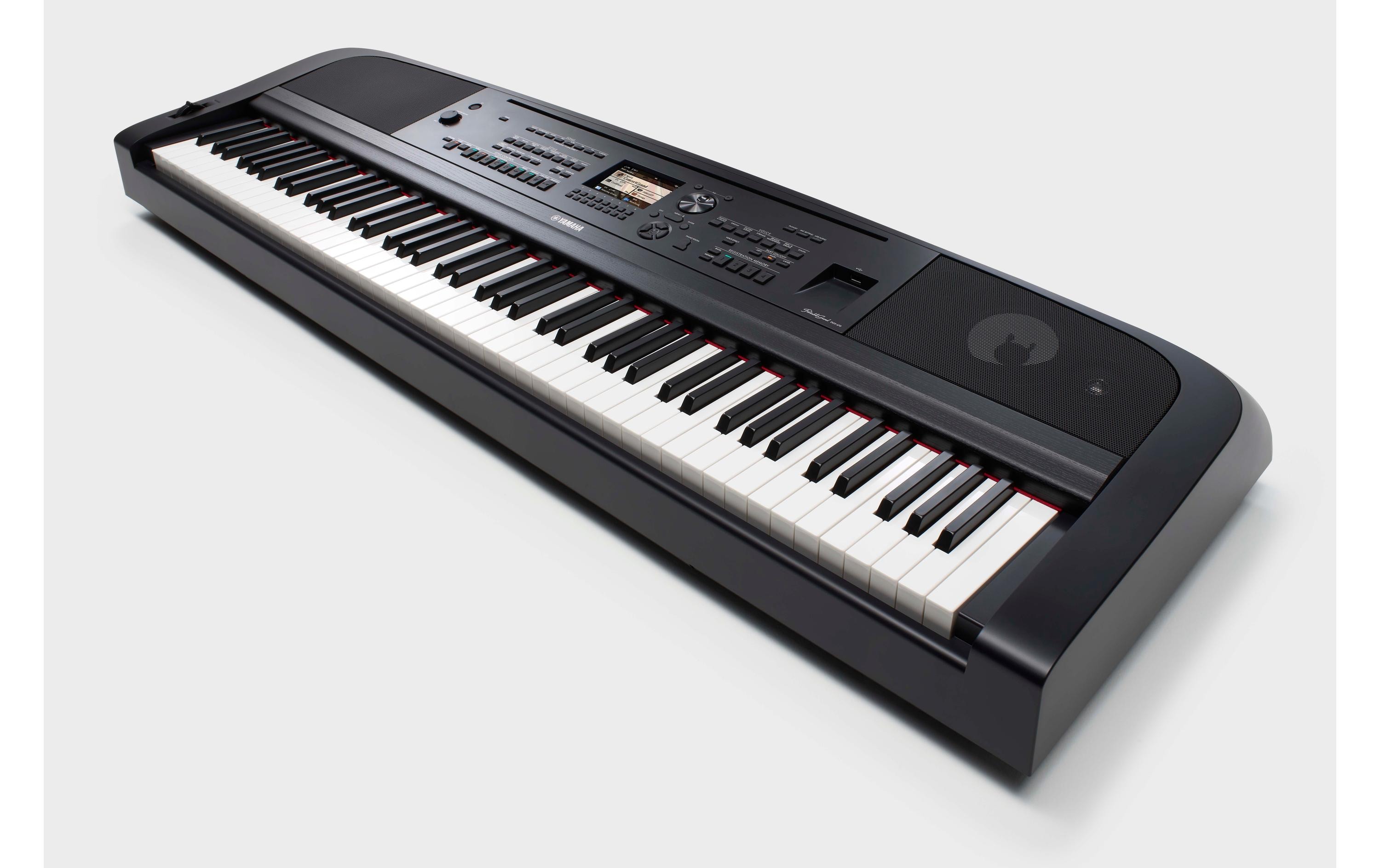 E-Piano DGX-670 Schwarz<br>Digital Piano mit Begleitautomatik