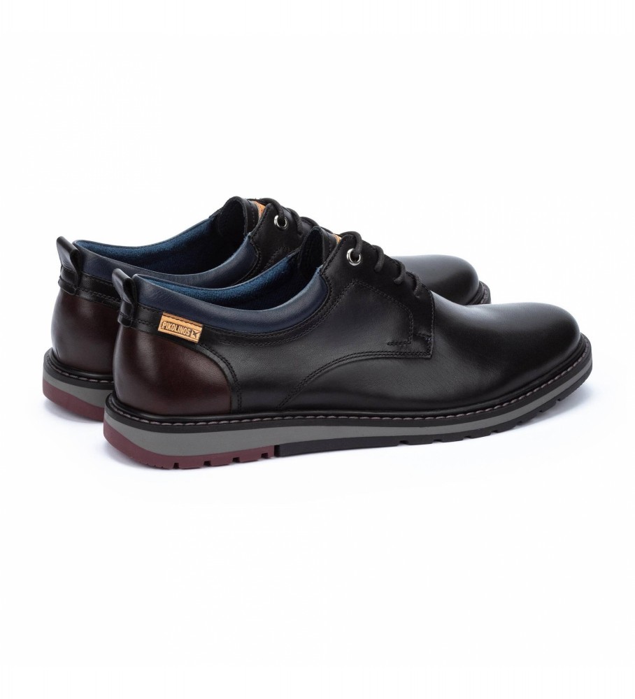 Sapatos Pikolinos Berna de couro preto