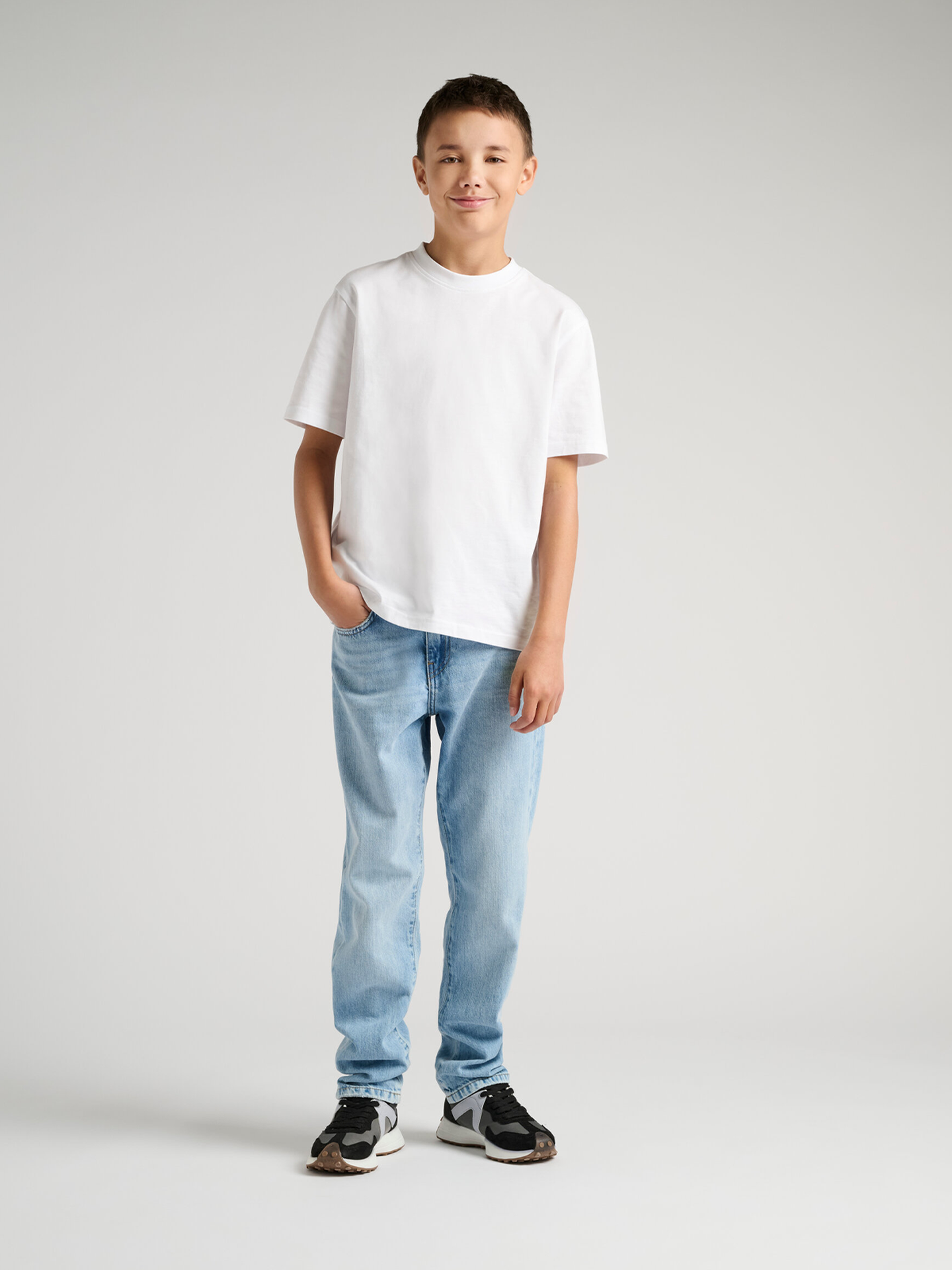 Edge Straight Tai Denim
