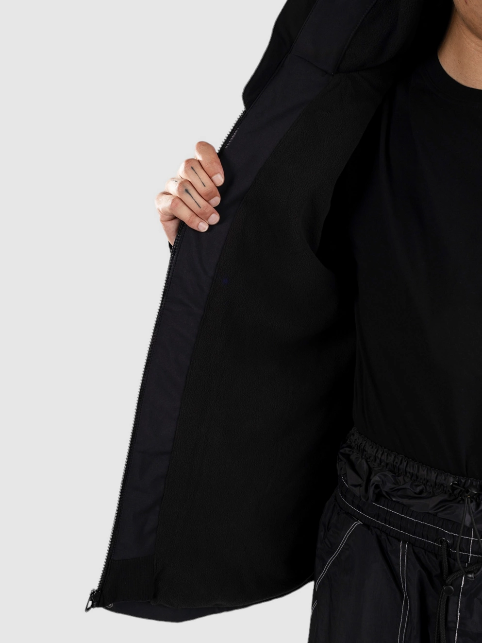 Empyre Downpour Jacket caviar pantone