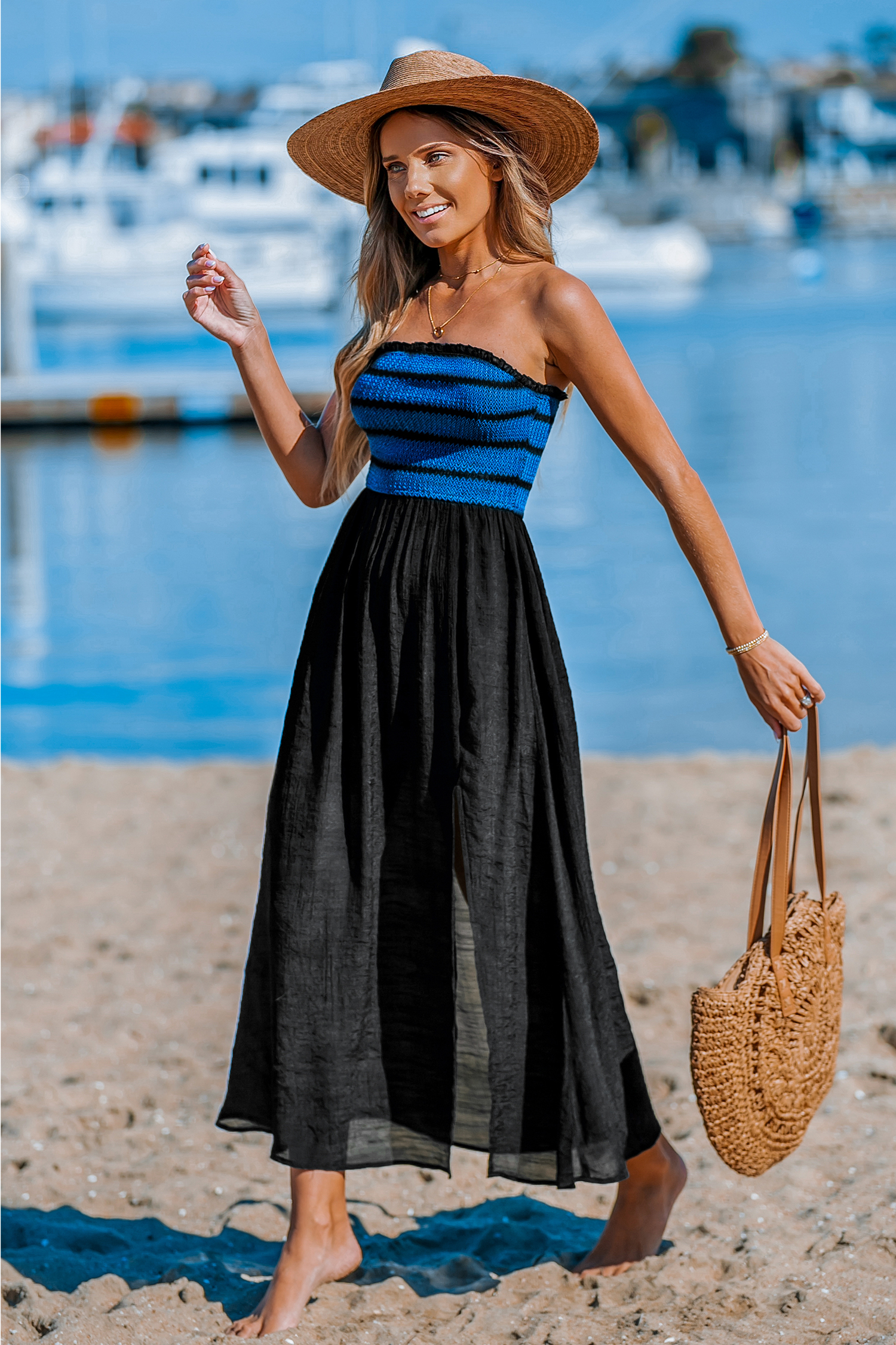 Robe cover up midi avec jupe noire et corsage à smocks et rayures