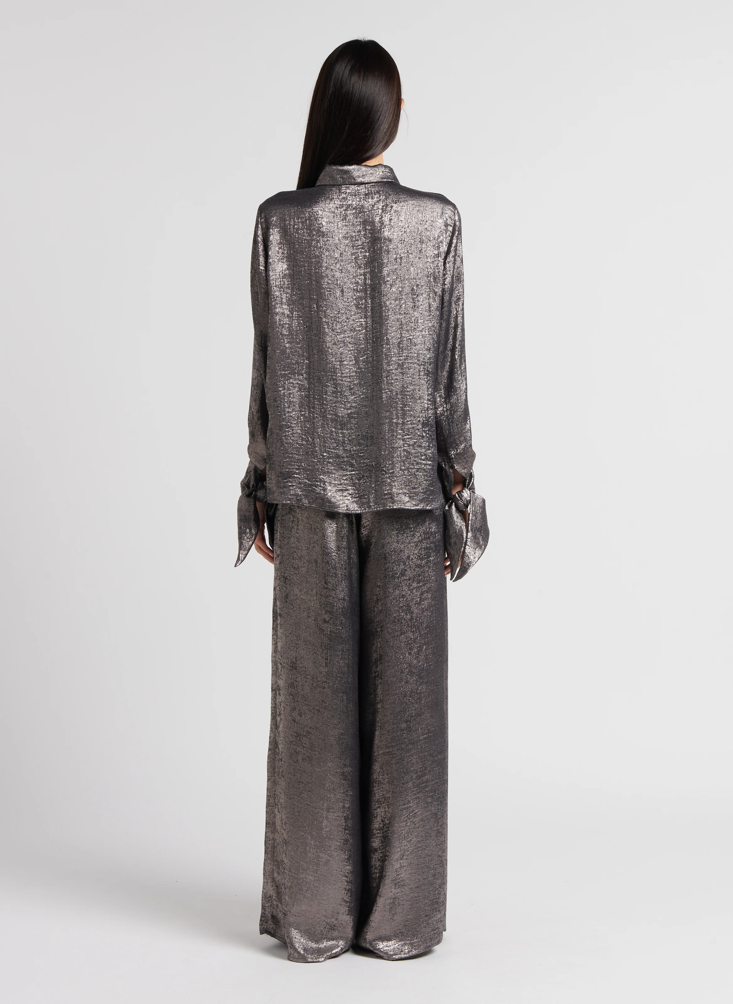 SAKE - Chemise col classique effet métallisé | Gris