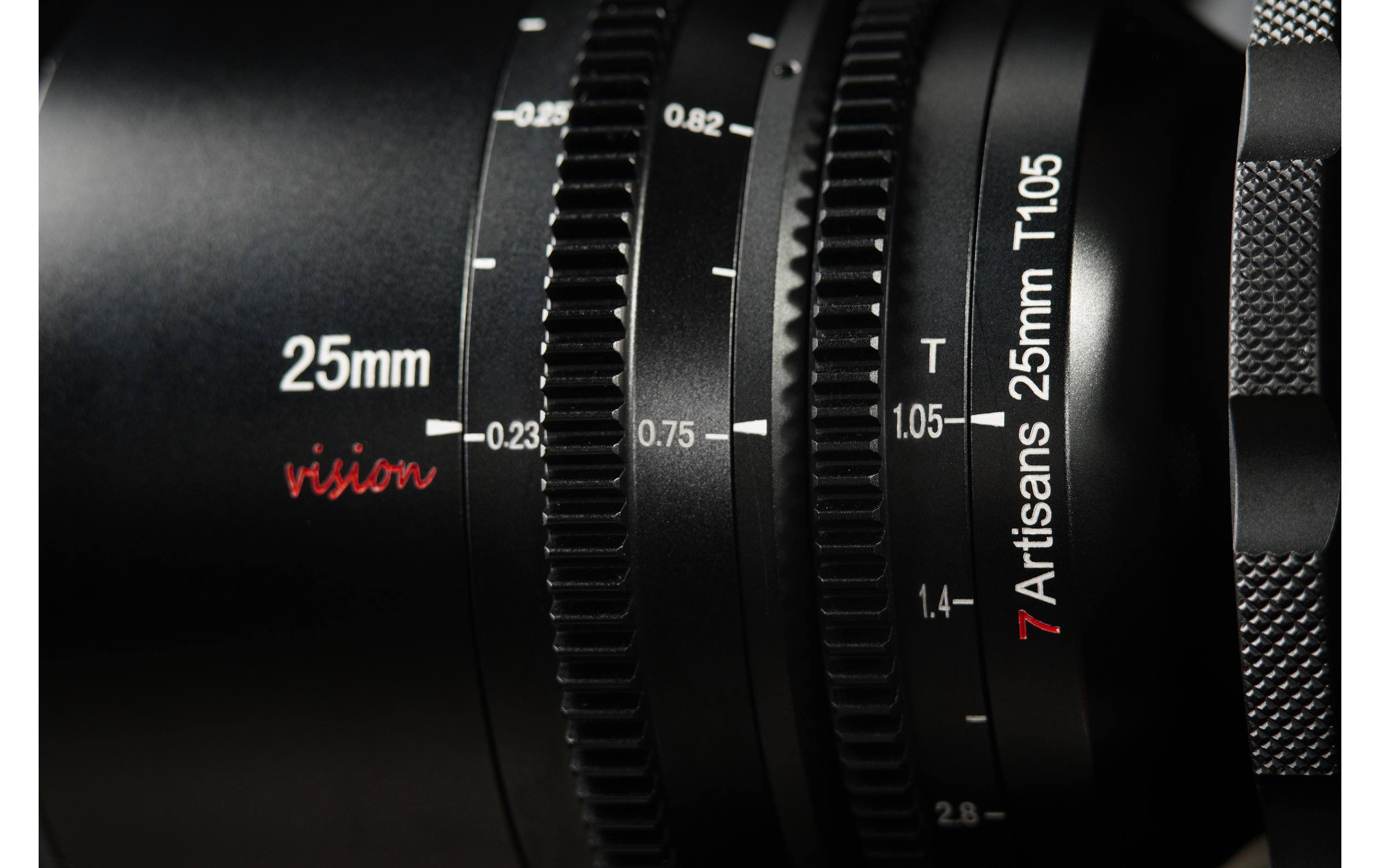 Festbrennweite 25mm T/1.05 – Canon RF<br>Lichtstarkes Cine-Objektiv mit weichem Bokeh-Effekt