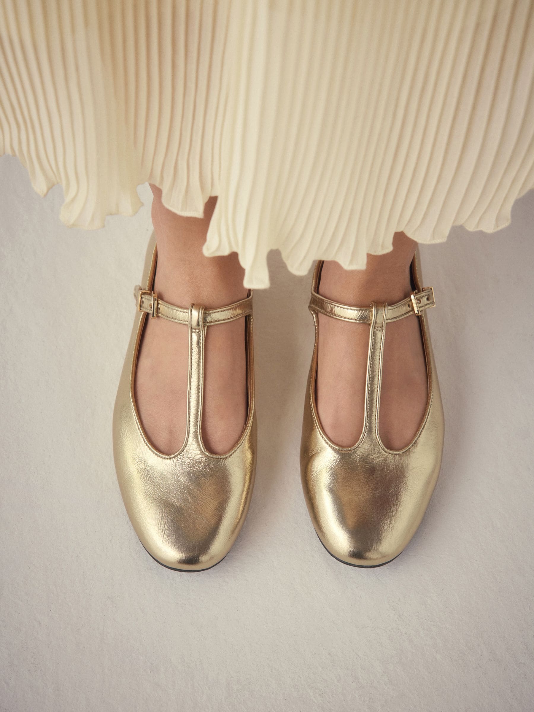 Goud - Forever Comfort® leren T-Bar Mary Jane-schoenen