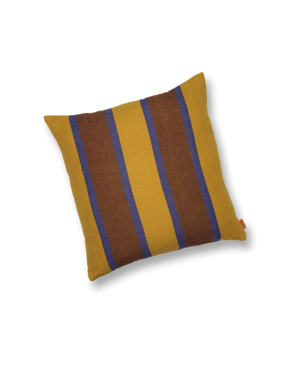 Ferm Living Grand kussen 50x50 Camel/Red