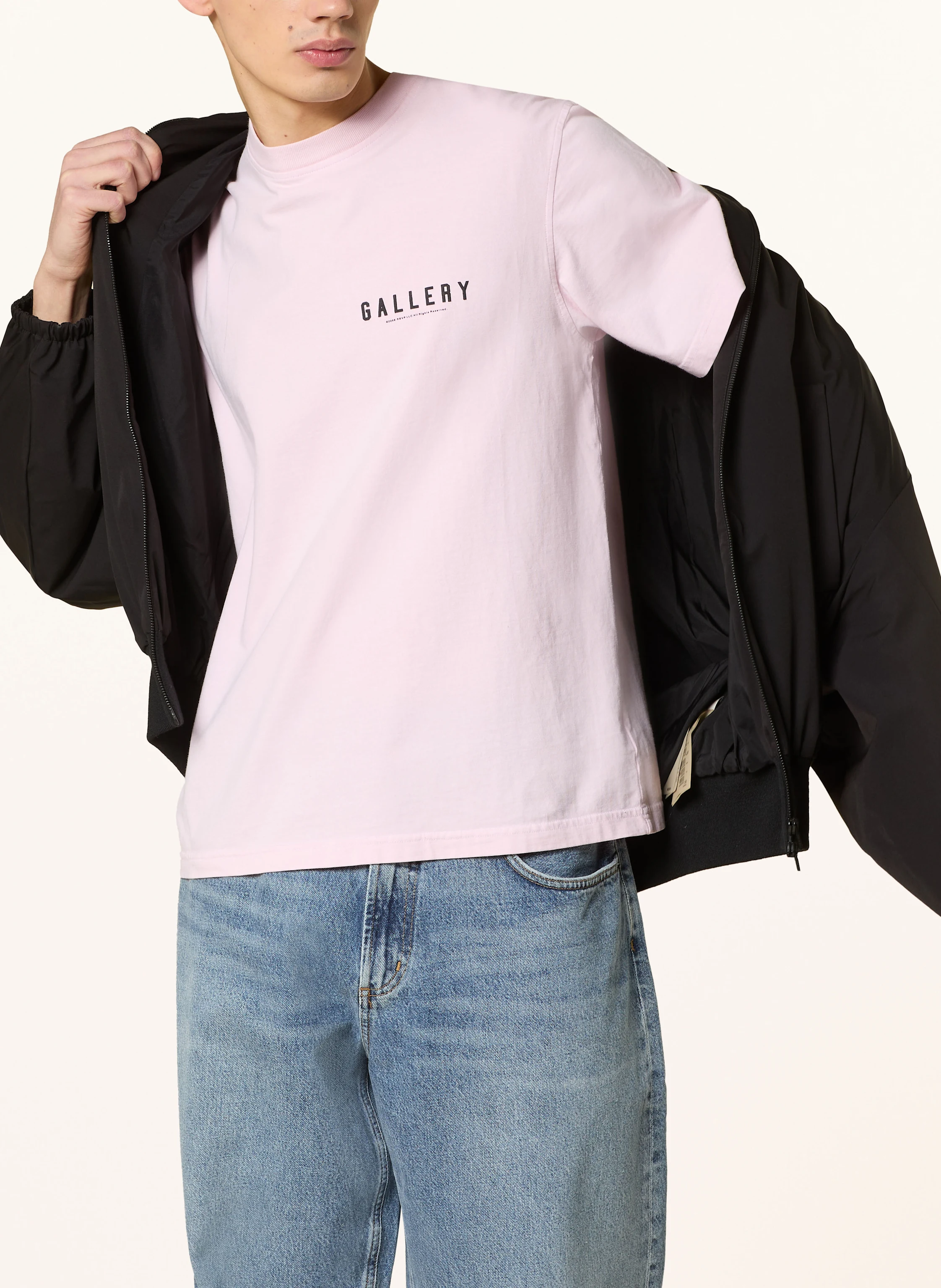 RSVP GALLERY T-Shirt