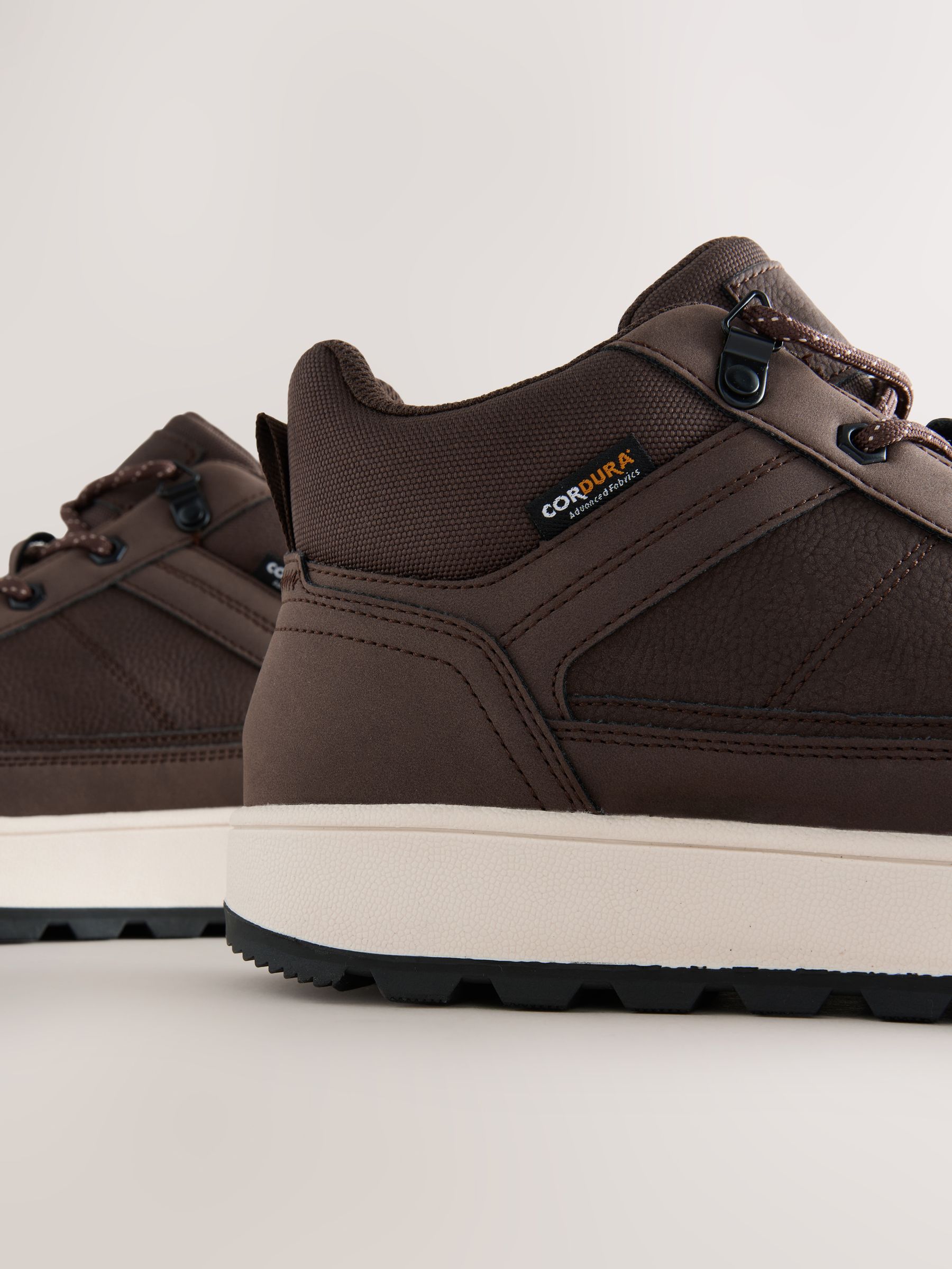 Bruin - Hiker Style Sports Boots