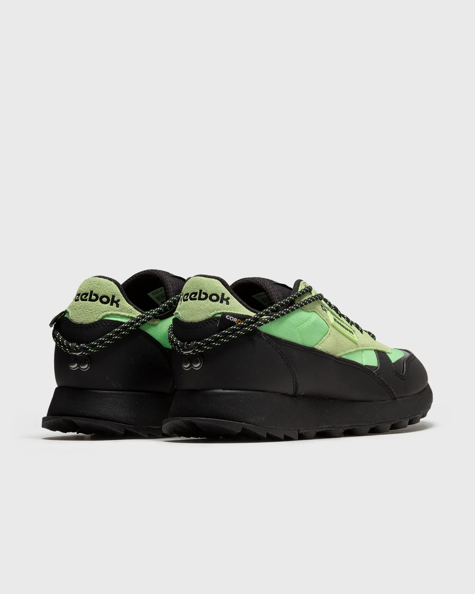 Reebok CLASSIC LEATHER X PLeasures