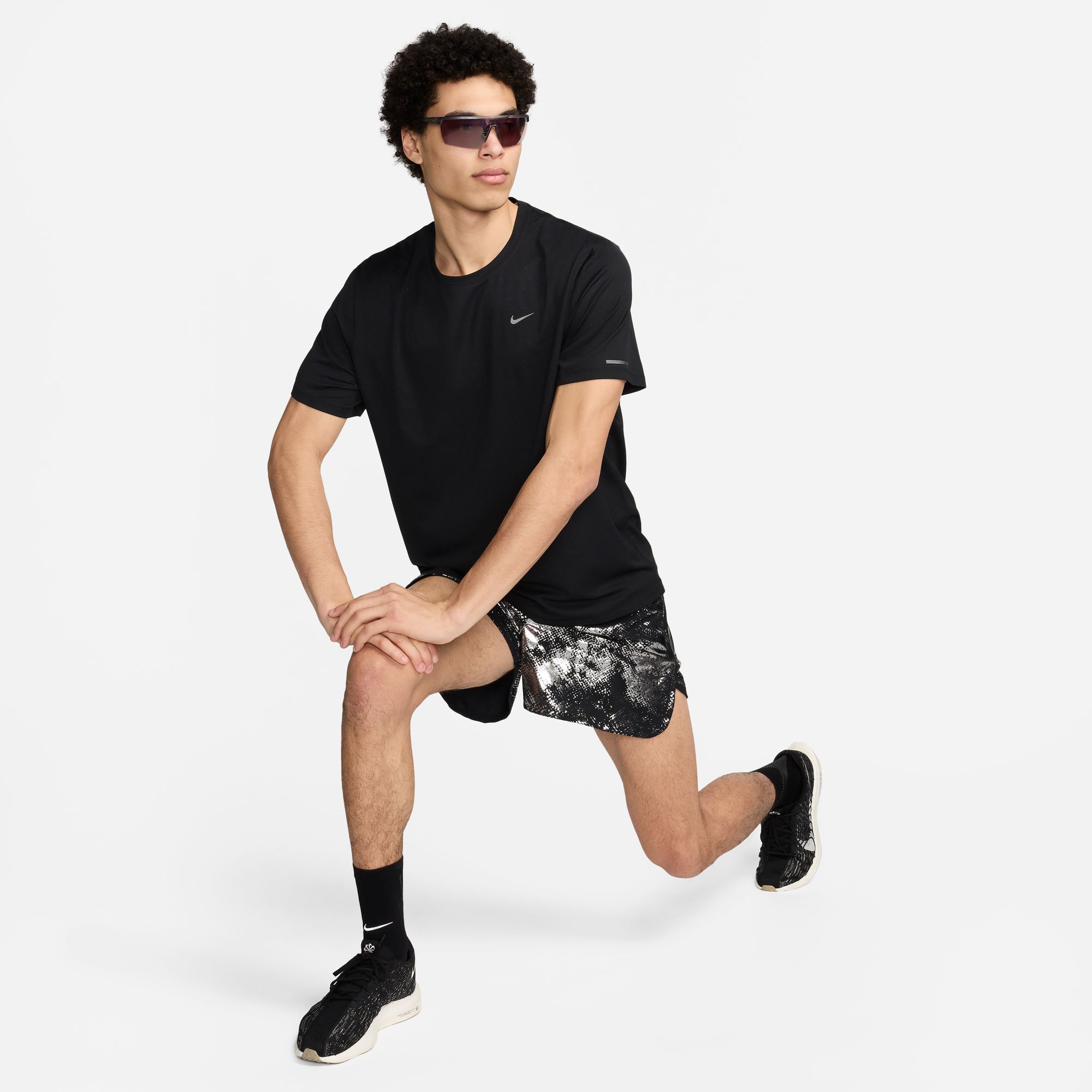 Running Division Tee Herre 010/Black/Black Reflective