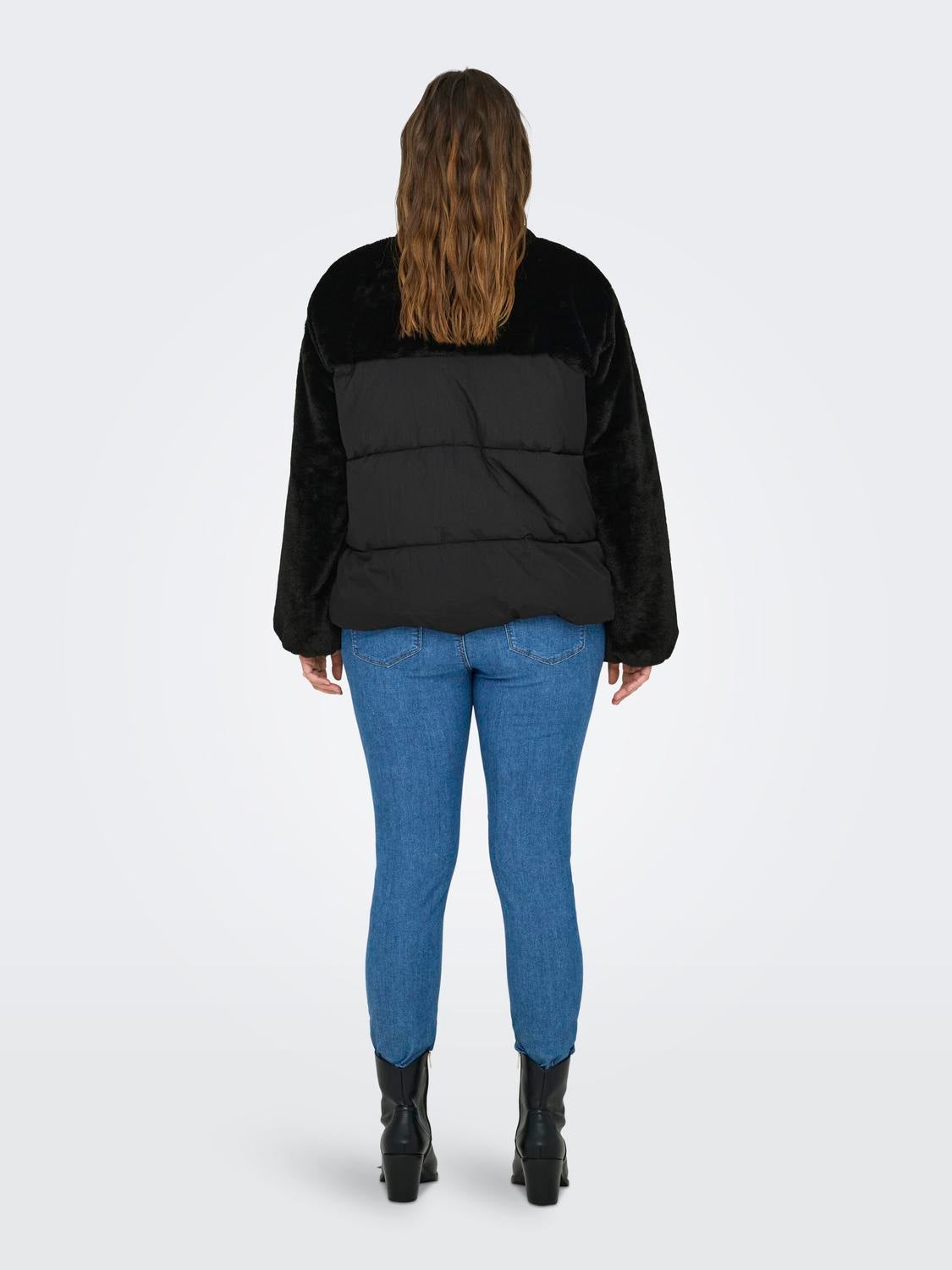 CARWANJA Daunenjacke Black
