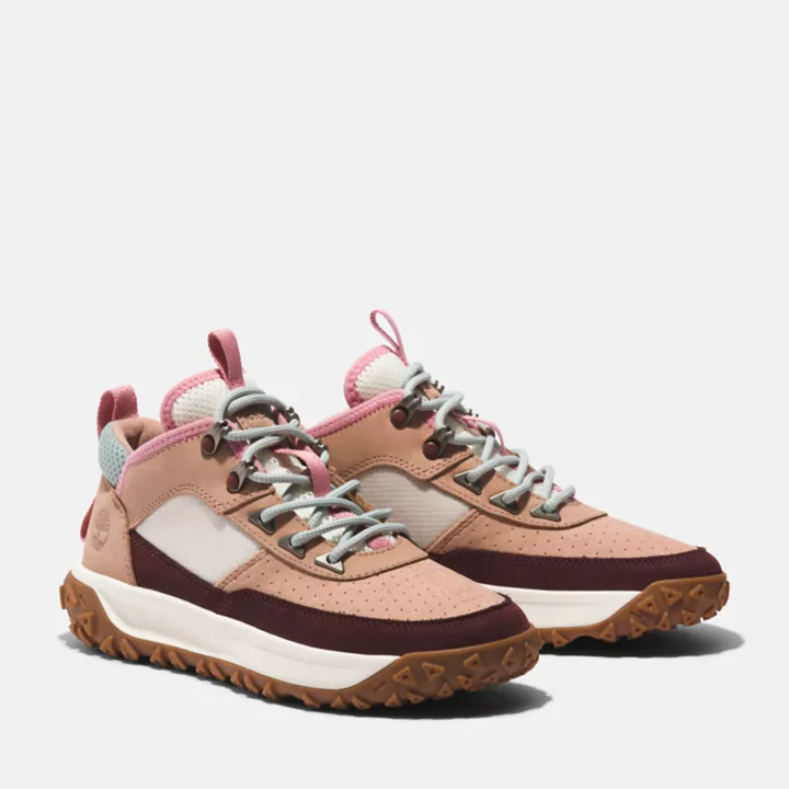 Bota de caminhada baixa Greenstride Motion 6 para mulheres na cor bege.